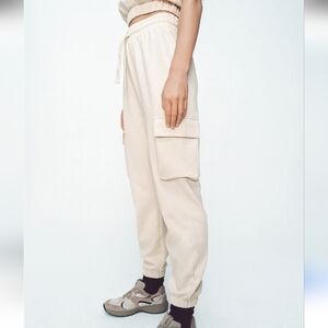 Zara Cream Cargo Joggers